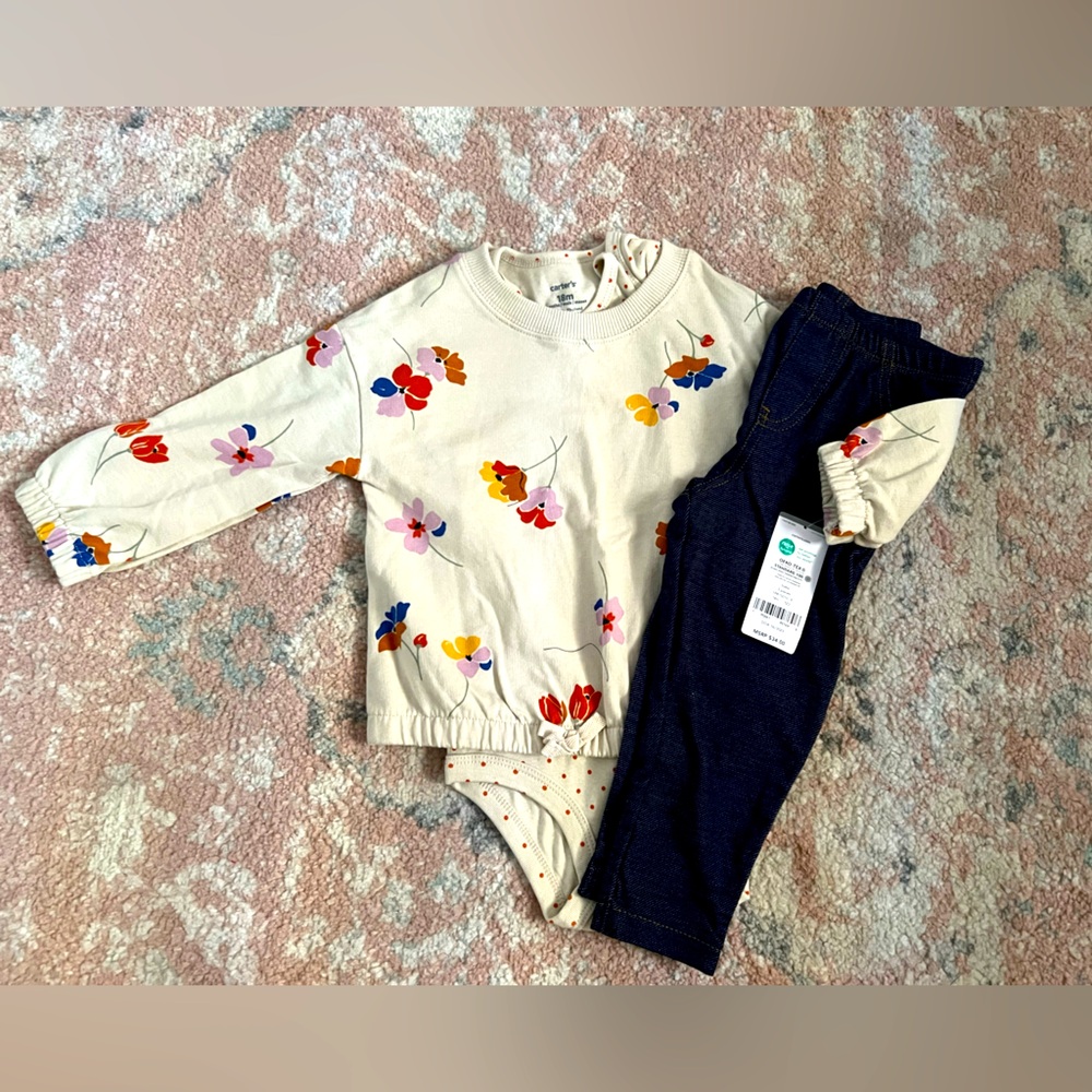 Carters baby girl 3 piece set - 18 months